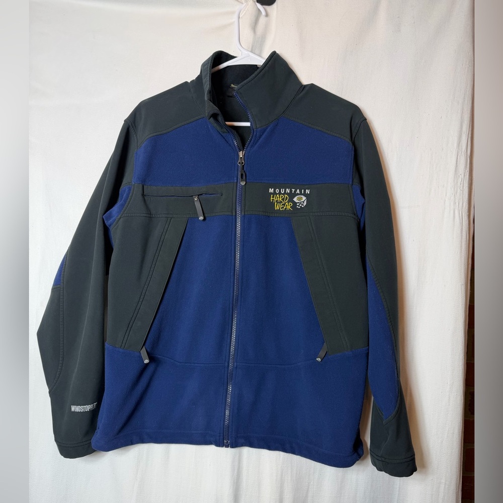 Mountain Hardwear Men's Performance Jacket in Blue and Black